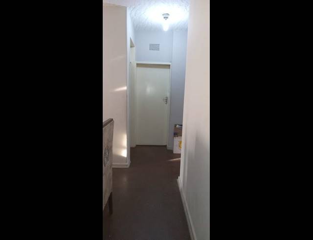 3 BEDROOM APARTMENT FOR SALE IN KEMPTON PARK CENTRAL